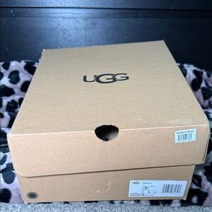 UGG Maxi Clog